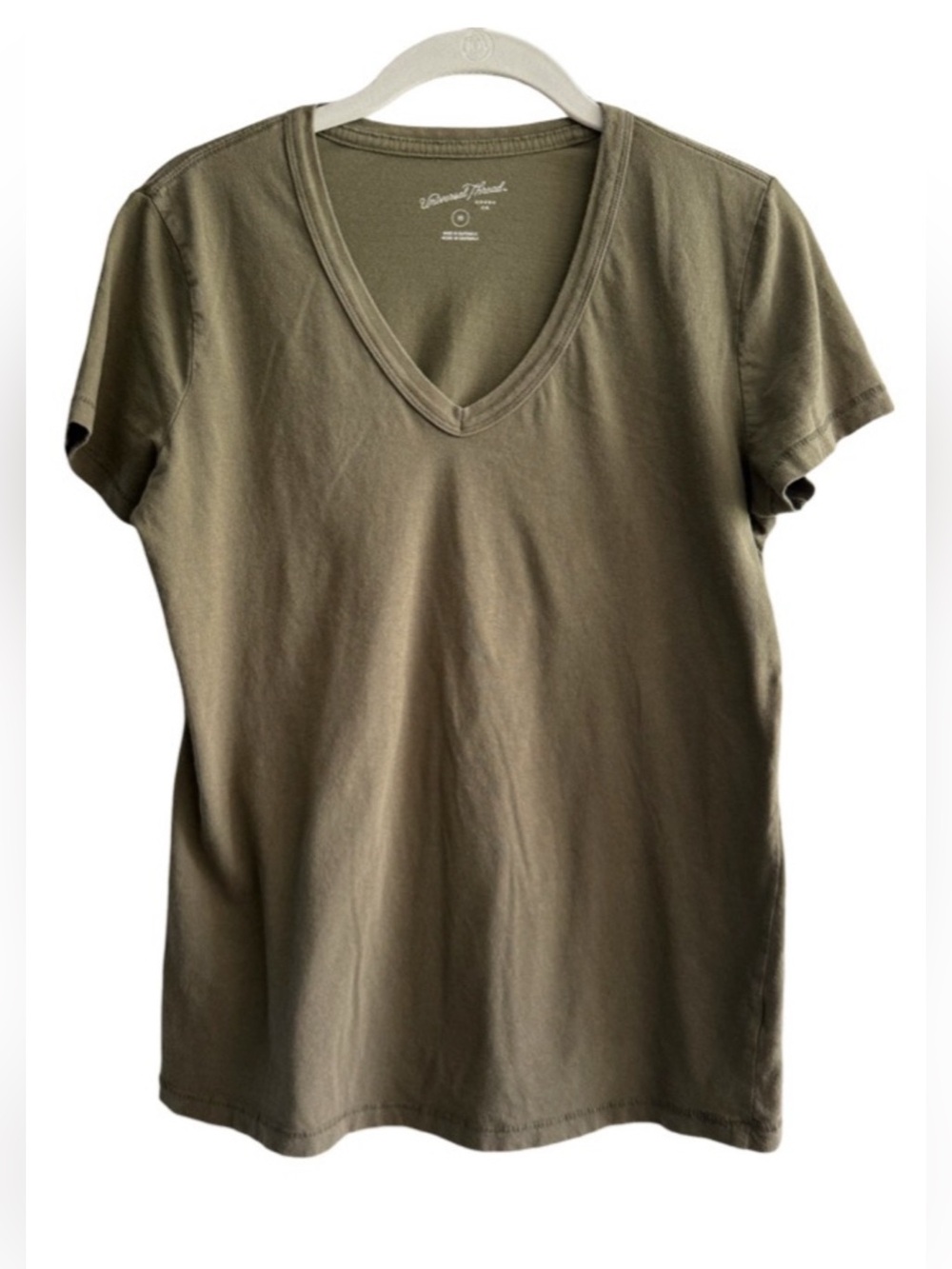 Universal Thread Short Sleeve Tee V-neck Army Green Size XS
